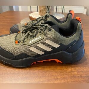 Adidas Outdoor Terrex  AX4 WIDE Men's Hiking Shoes SIZE 7